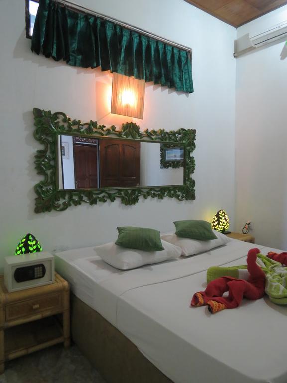 Lemon House Hostel Падангбай Екстериор снимка