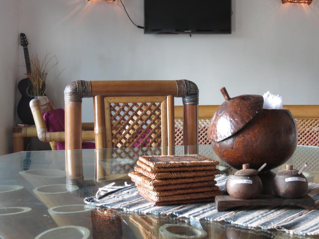 Lemon House Hostel Падангбай Екстериор снимка